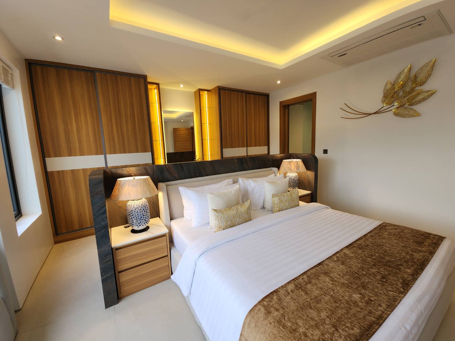 Wilawan Luna Vista 21